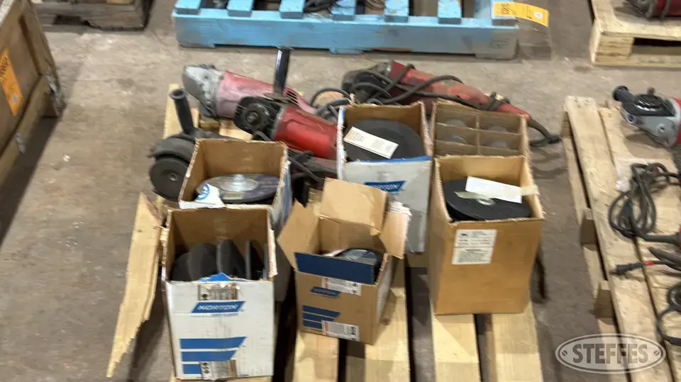 (4) Milwaukee grinders Power Tool