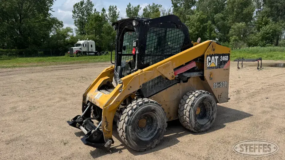 2015 CAT 246D Wheeled Skid Steer