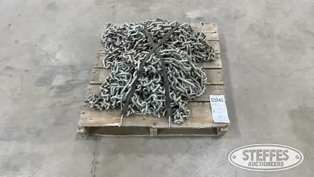 Case 721F wheel loader tire chains