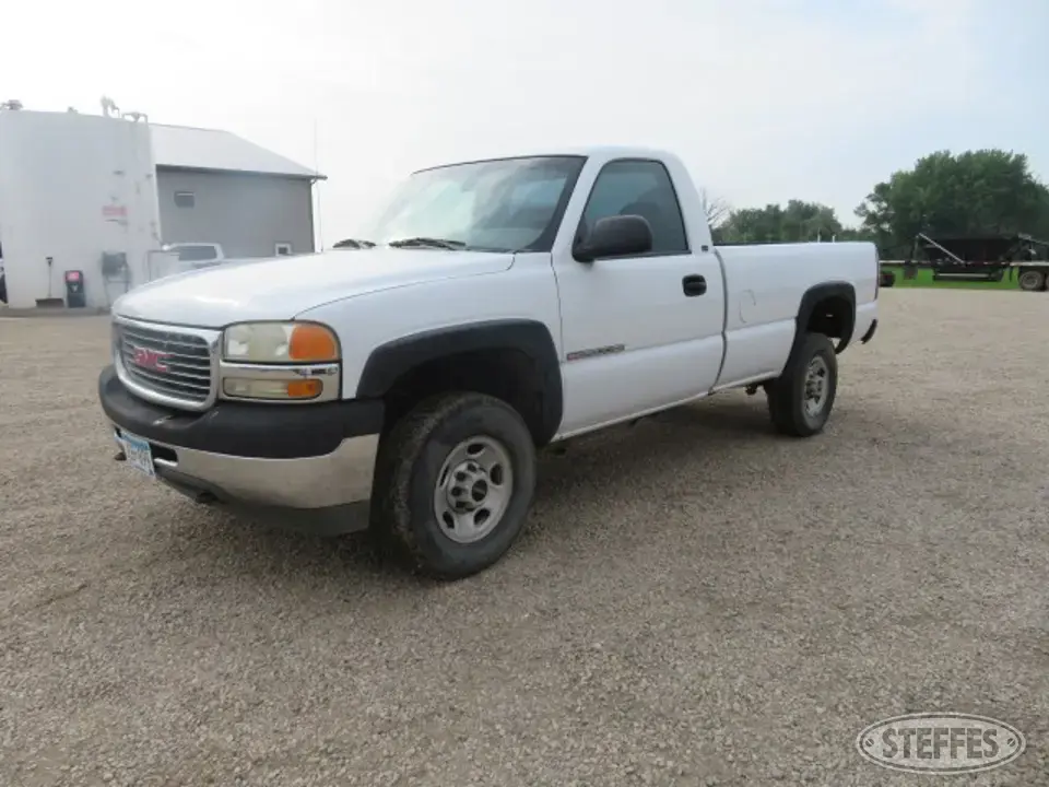 2001 GMC 2500HD SLE 3 Quarter Ton Pickup
