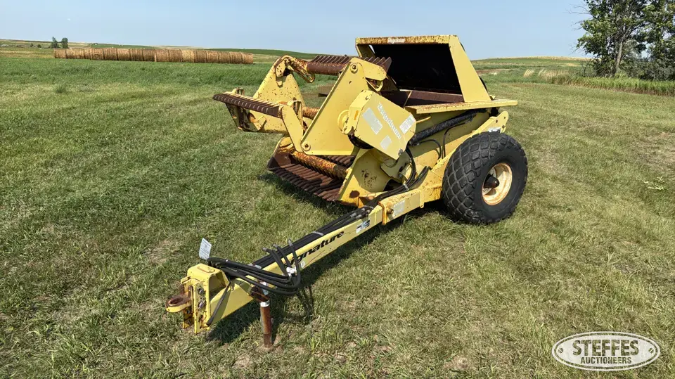 Degelman RP6000 Rock Picker