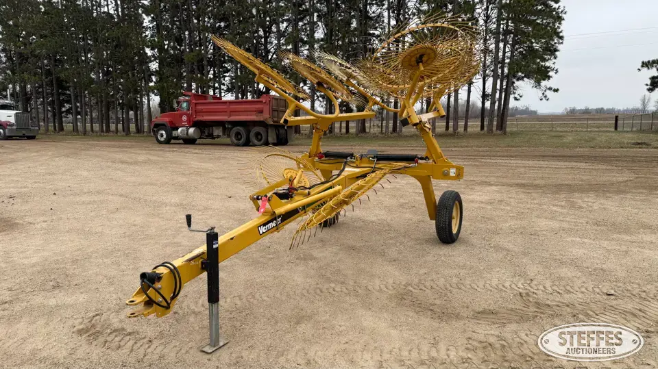 Vermeer VR820 Rake