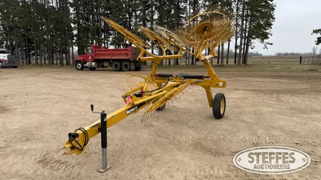 Vermeer VR820