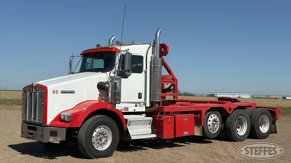 2006 Kenworth T800 Winch Truck