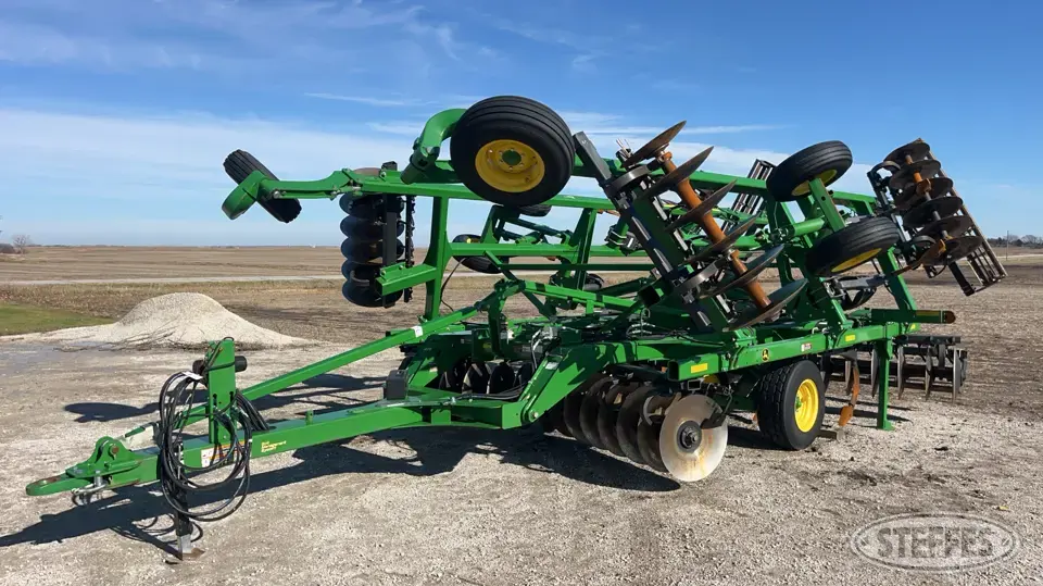 2018 John Deere 2720 Ripper