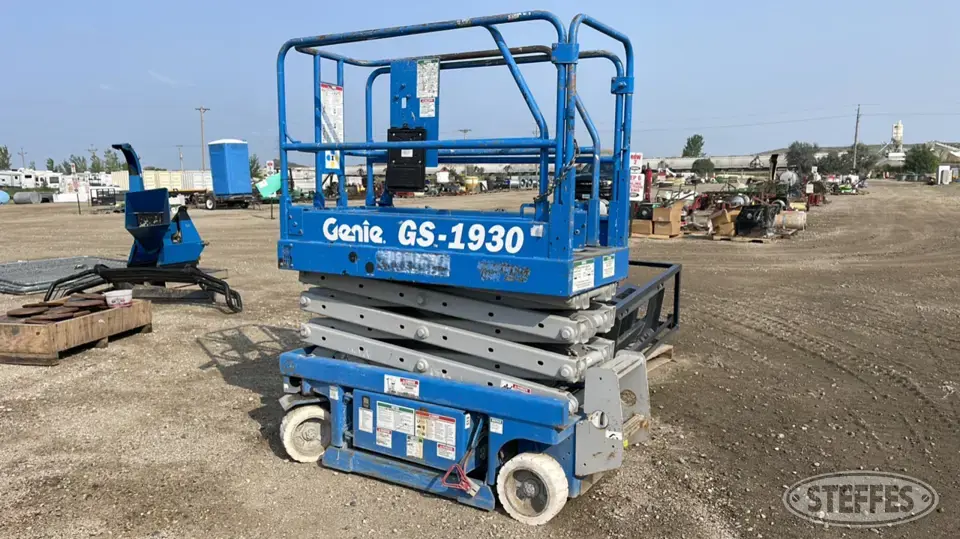 1999 Genie GS-1930 Scissor Lift
