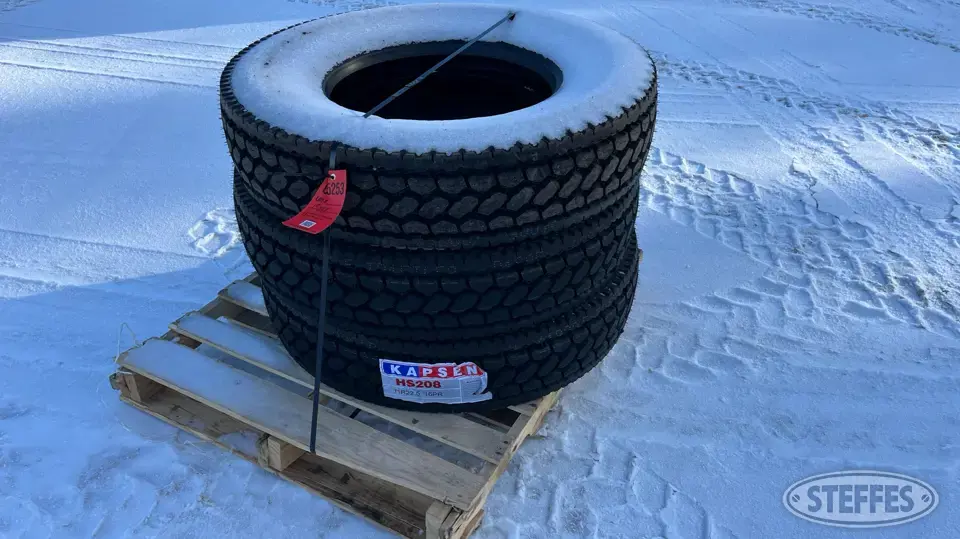 (3) Kapsen 11R22.5 tires Truck Tire