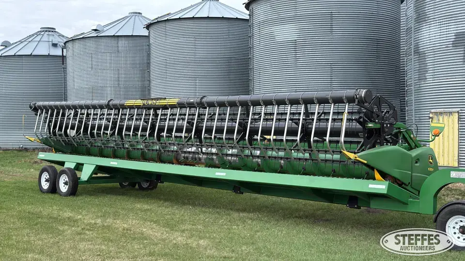 2011 John Deere 635F Flex Head