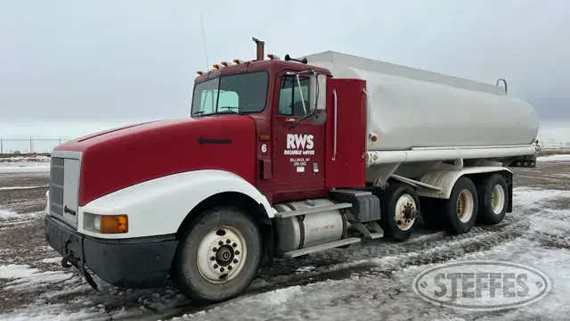 1995 International 9400