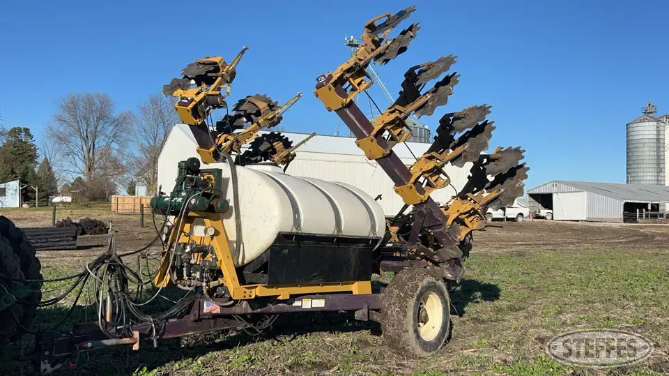 Soil Warrior Mini warrior Strip Tillage