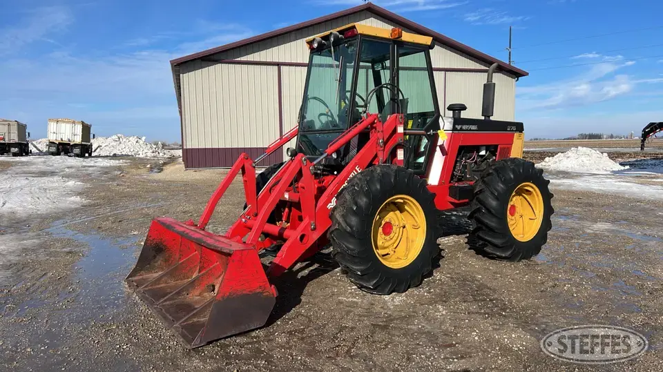1985 Versatile 276 4WD Tractor