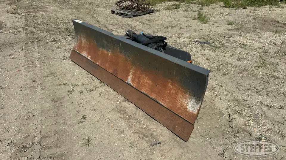 John Deere Worksite Pro DB96 Skid Steer Blade