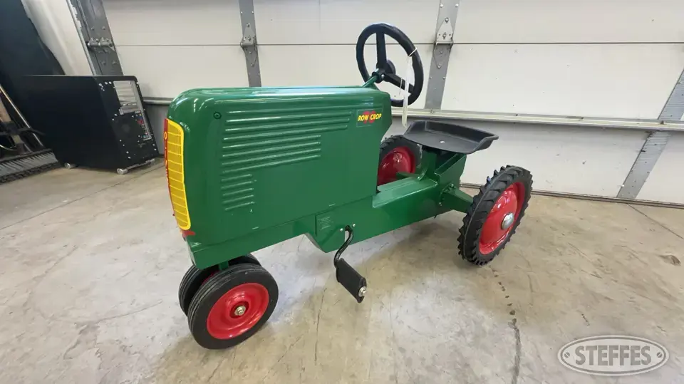 Oliver 70 Row Crop Personal Property