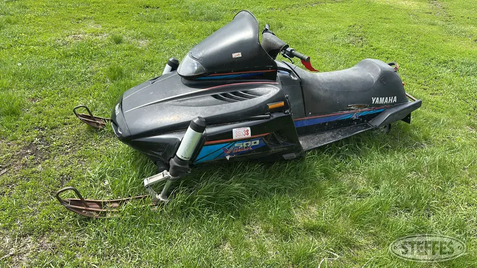 Yamaha Vmax 500 Snowmobile