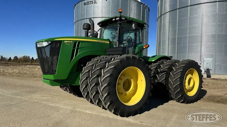 2013 John Deere 9560R 4WD Tractor