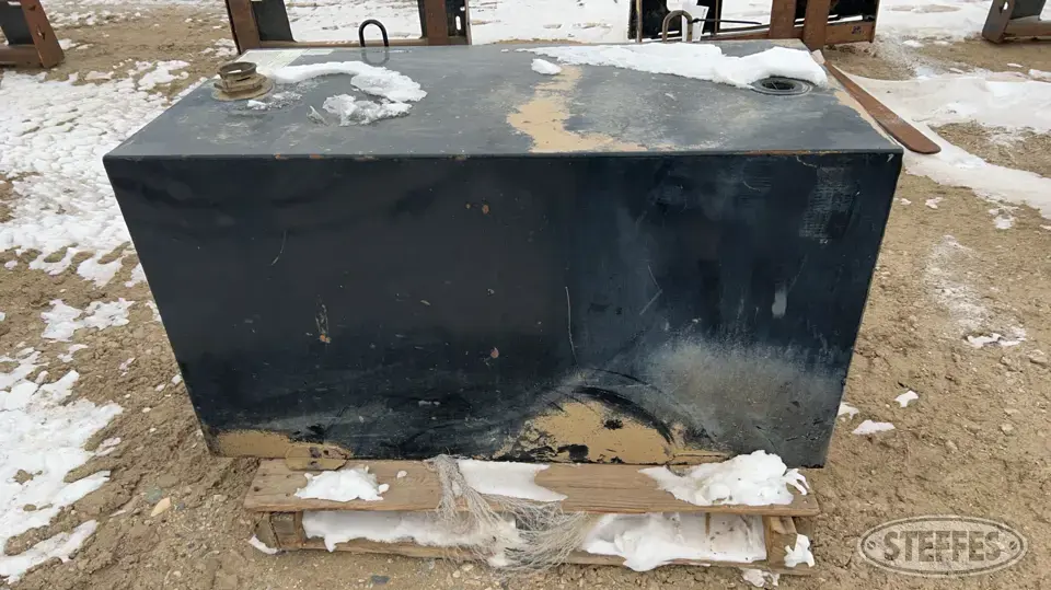 Delta Fuel Tank