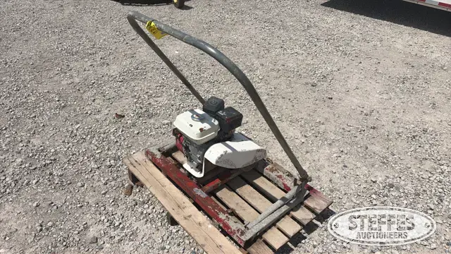 Power screed