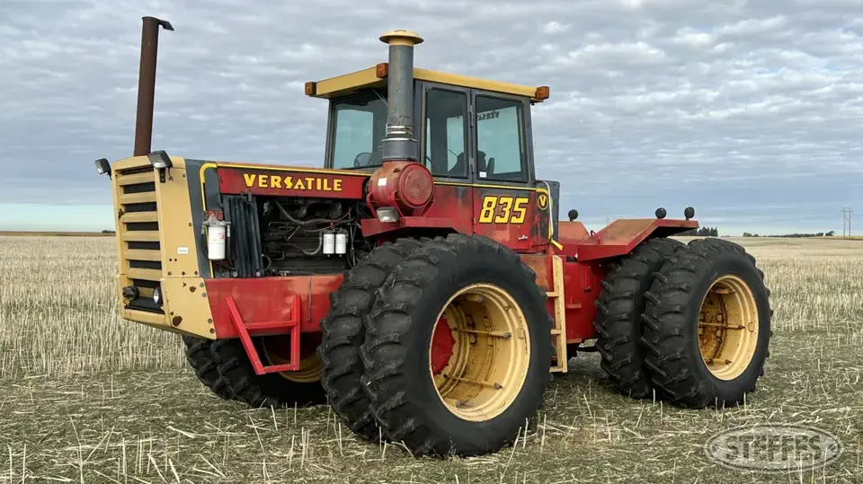 1979 Versatile 835 4WD Tractor
