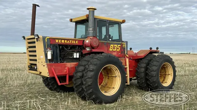 1979 Versatile 835