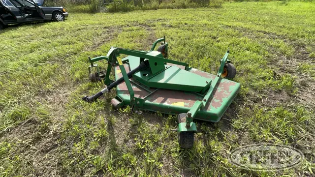 Buhler Farm King Y750R