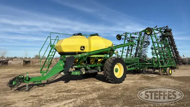 2012 John Deere 730