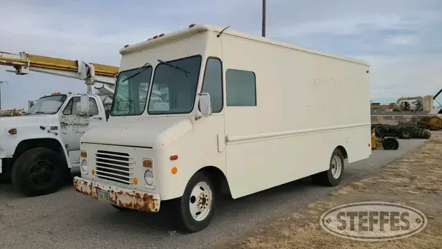 1983 Chevrolet P30 Delivery Truck