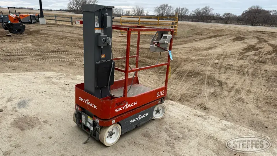 Skyjack SJ12 Lifts-Other