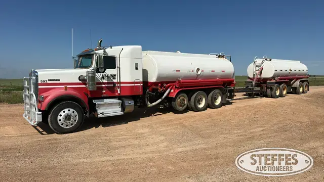 2015 Kenworth W900 4,200 gal.