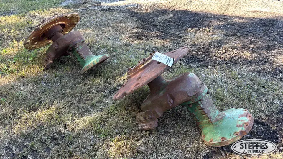 John Deere 4010 hubs Ag Equipment Part