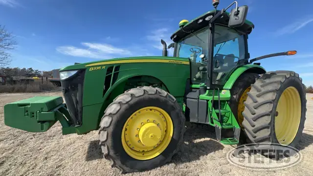 2013 John Deere 8335R