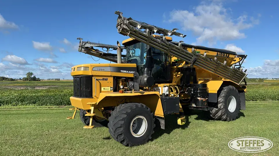 2009 Terra-Gator 8204 Self-Propelled Dry Applicators-Spreaders-Floater