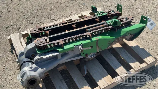 John Deere 718C