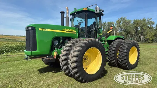 2004 John Deere 9220