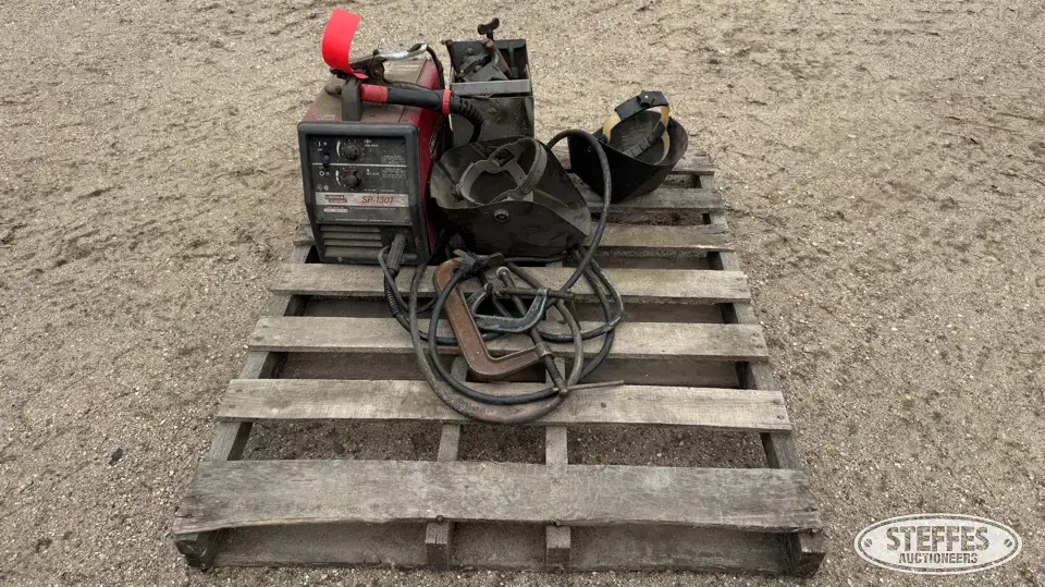 Lincoln welder Welding