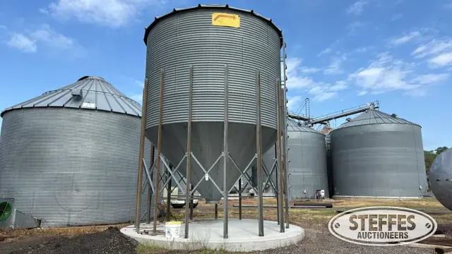 MFS galvanized hopper bin