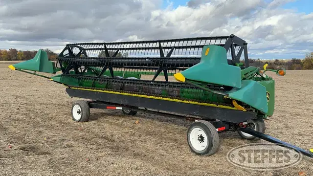 1996 John Deere 920