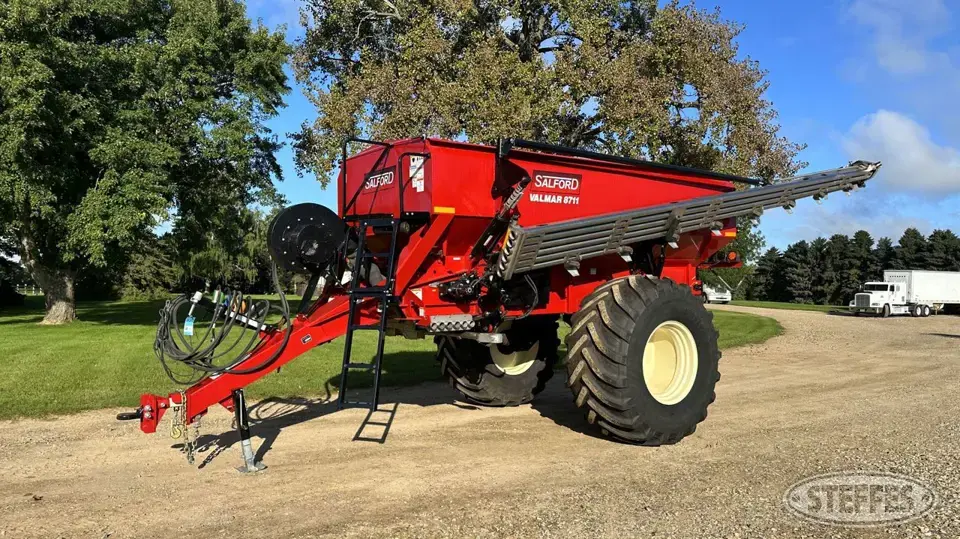 2021 Salford Valmar 8711 Dry Applicator