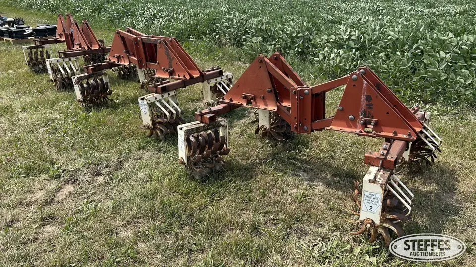 (12) Lilliston rolling cultivator sections Ag Equipment Part
