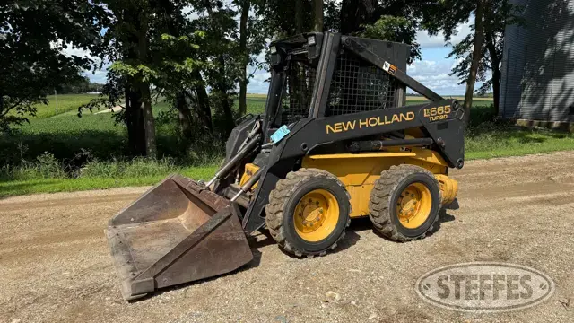 1997 New Holland LX665