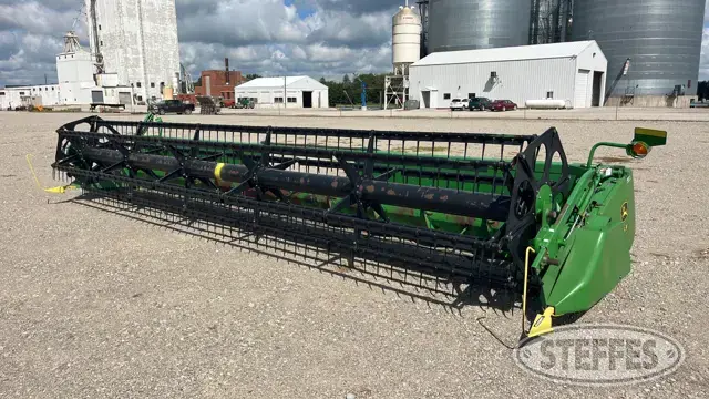 2003 John Deere 925F
