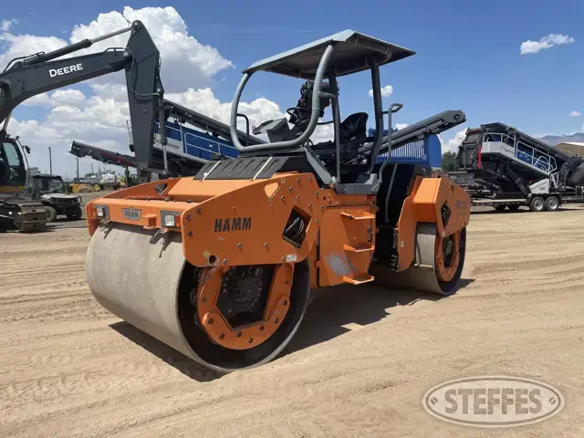 2007 Hamm HD120
