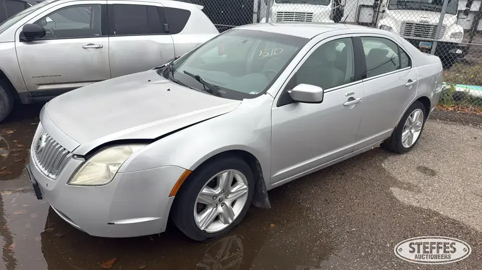 2010 Mercury Milan Car