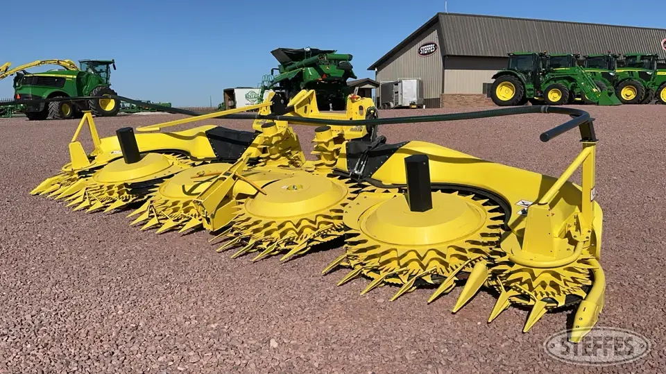 2022 John Deere 770 Forage Harvester Head