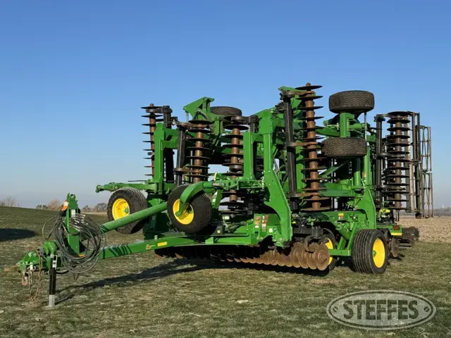 2019 John Deere 2660VT