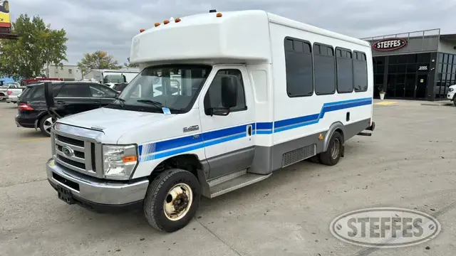 2015 Ford E450 Super Duty