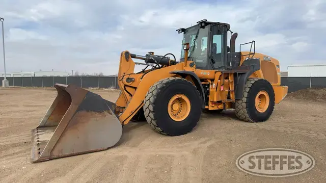 2012 Case 1021F