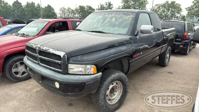 1997 Dodge Ram 2500 ST