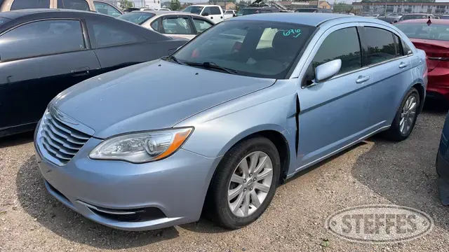 2013 Chrysler 200 Touring
