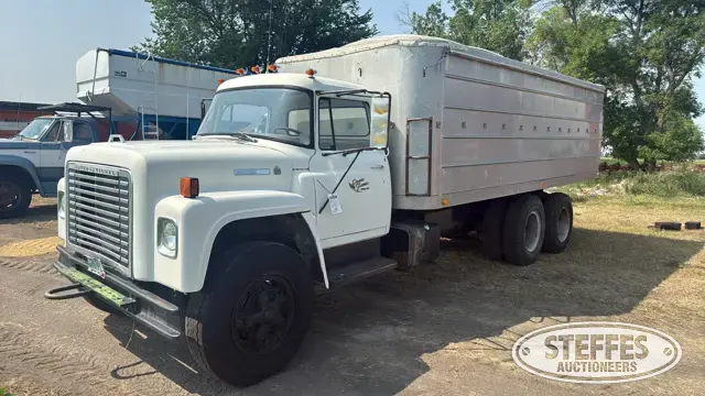 1974 International Loadstar 1800
