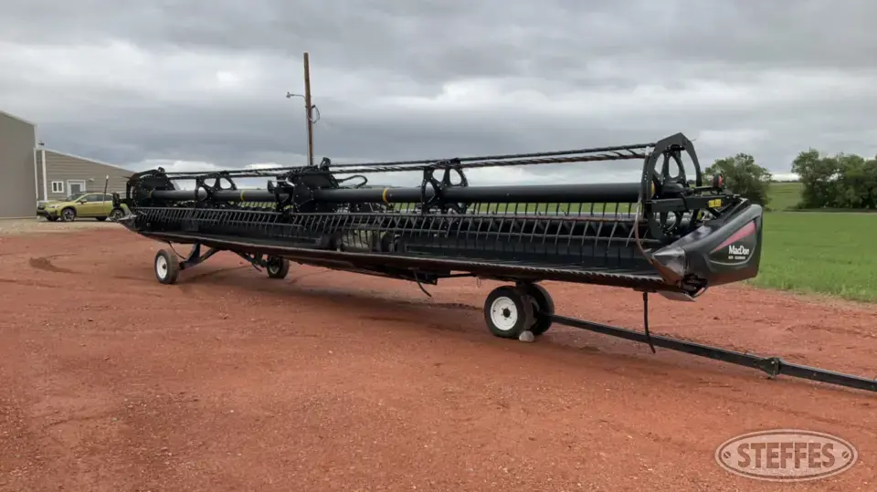 2015 MacDon FD75 Draper Head